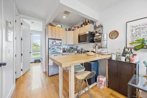 305 Sumpter Street Brooklyn NY 11233