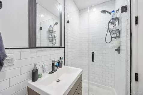 305 Sumpter Street Brooklyn NY 11233