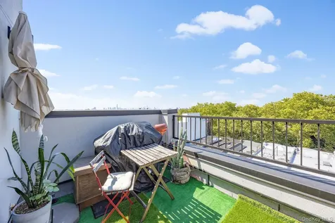 305 Sumpter Street Brooklyn NY 11233