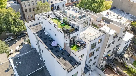 305 Sumpter Street Brooklyn NY 11233
