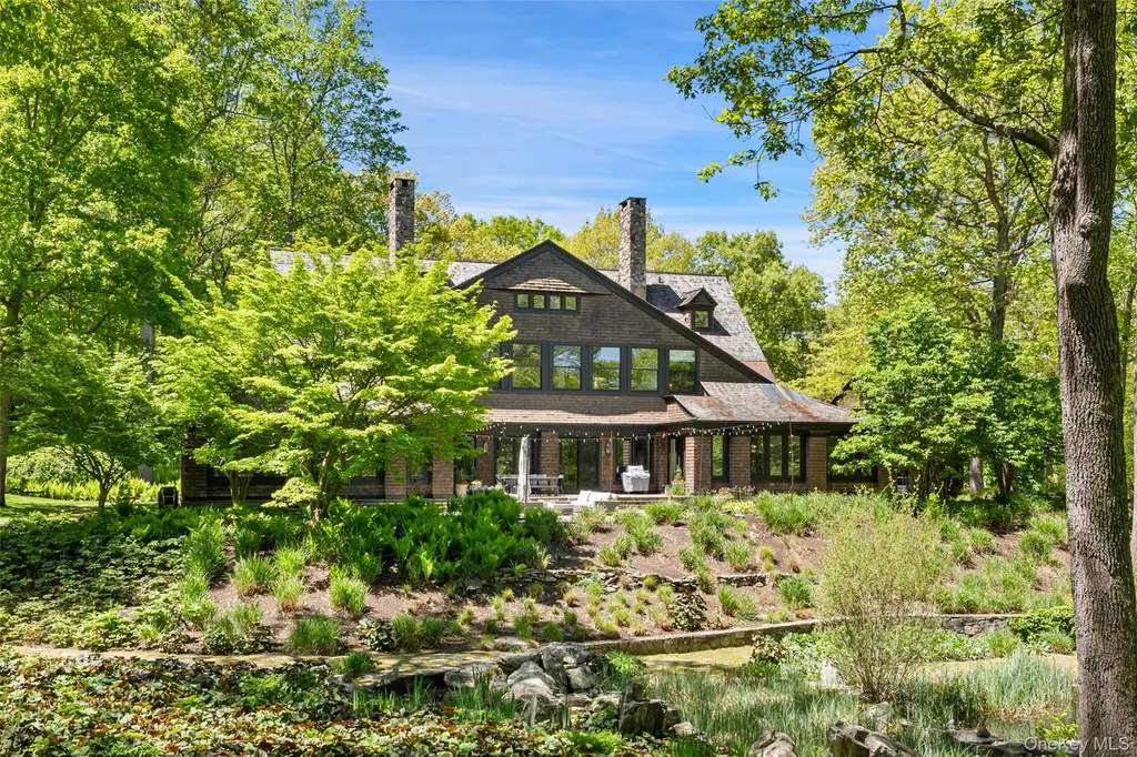 401 Pea Pond Road Katonah NY 10536