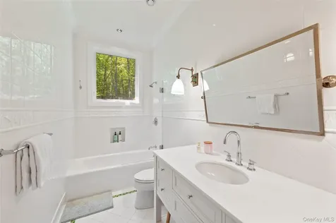 401 Pea Pond Road Katonah NY 10536