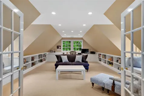 401 Pea Pond Road Katonah NY 10536