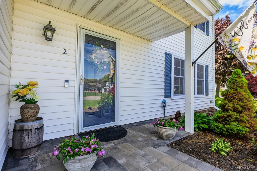 2 Blair Court Coram NY 11727