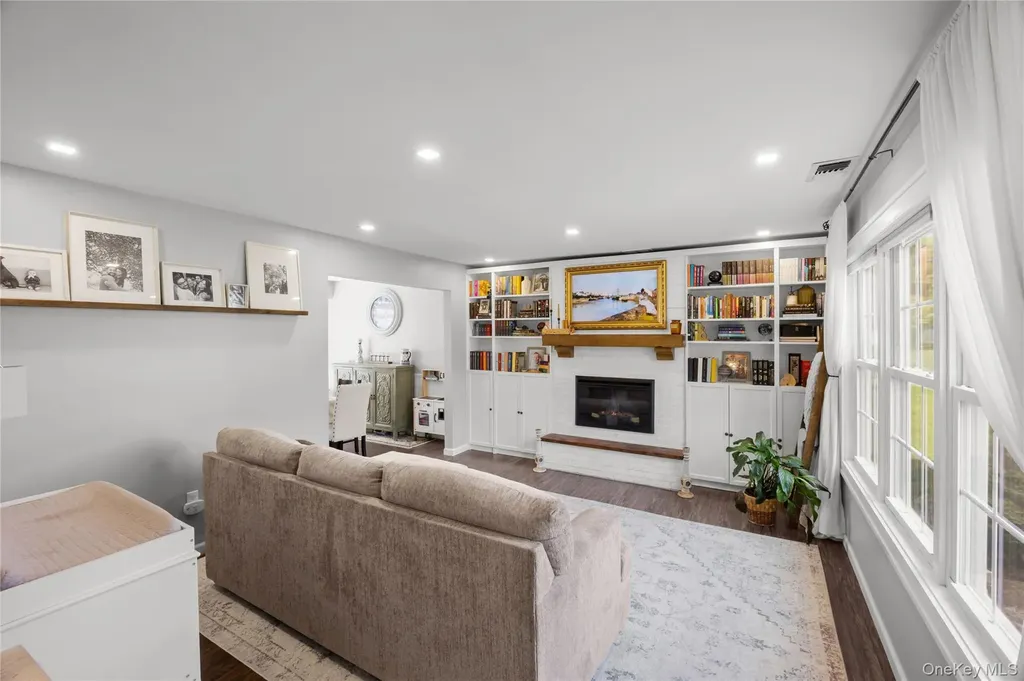 2 Blair Court Coram NY 11727
