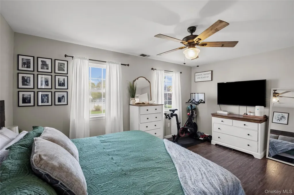 2 Blair Court Coram NY 11727