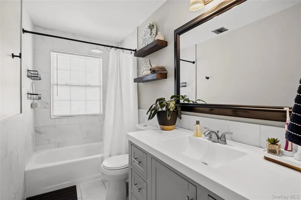 2 Blair Court Coram NY 11727