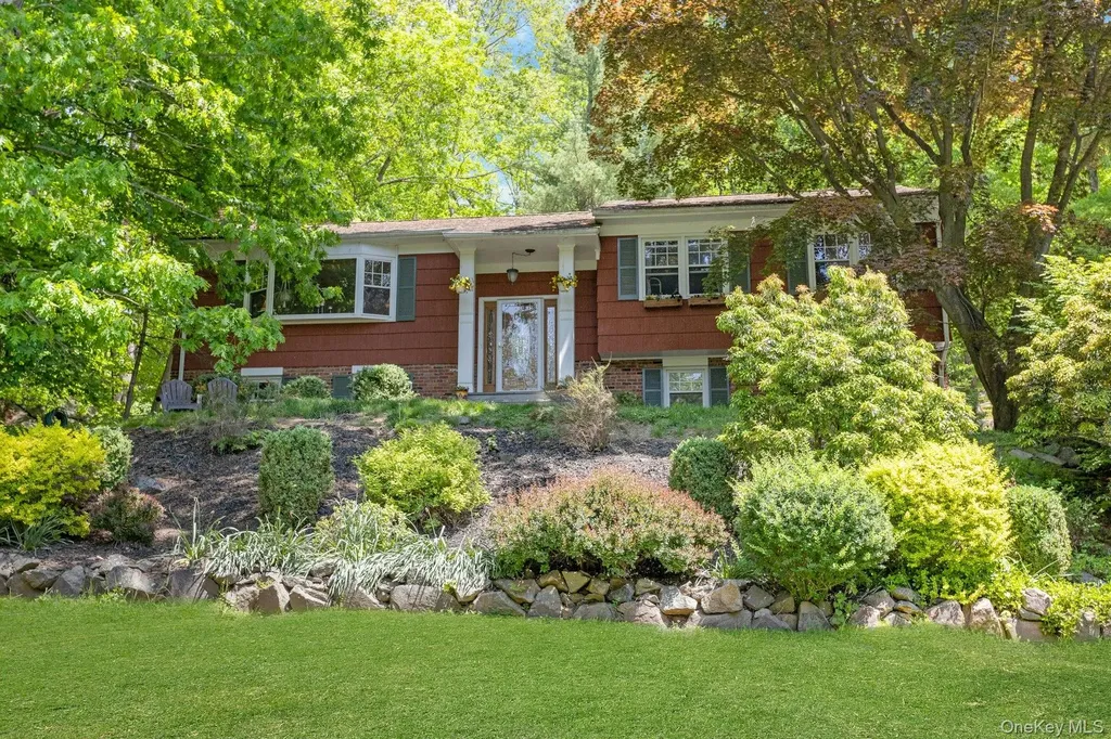 8 Woodland Road Bedford NY 10506