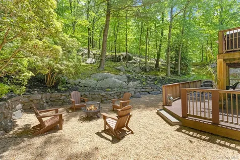 8 Woodland Road Bedford NY 10506