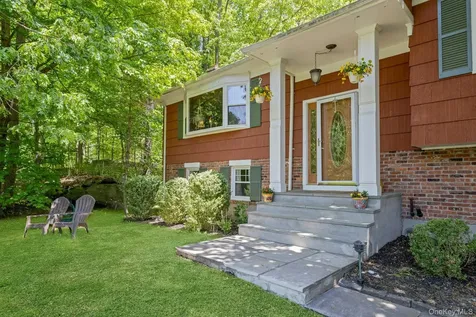 8 Woodland Road Bedford NY 10506
