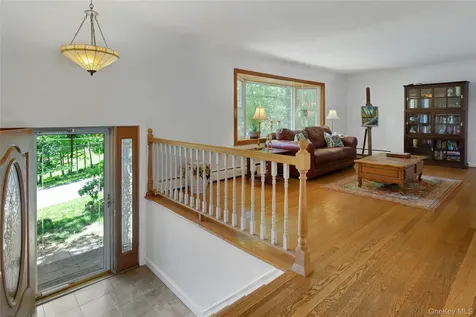 8 Woodland Road Bedford NY 10506