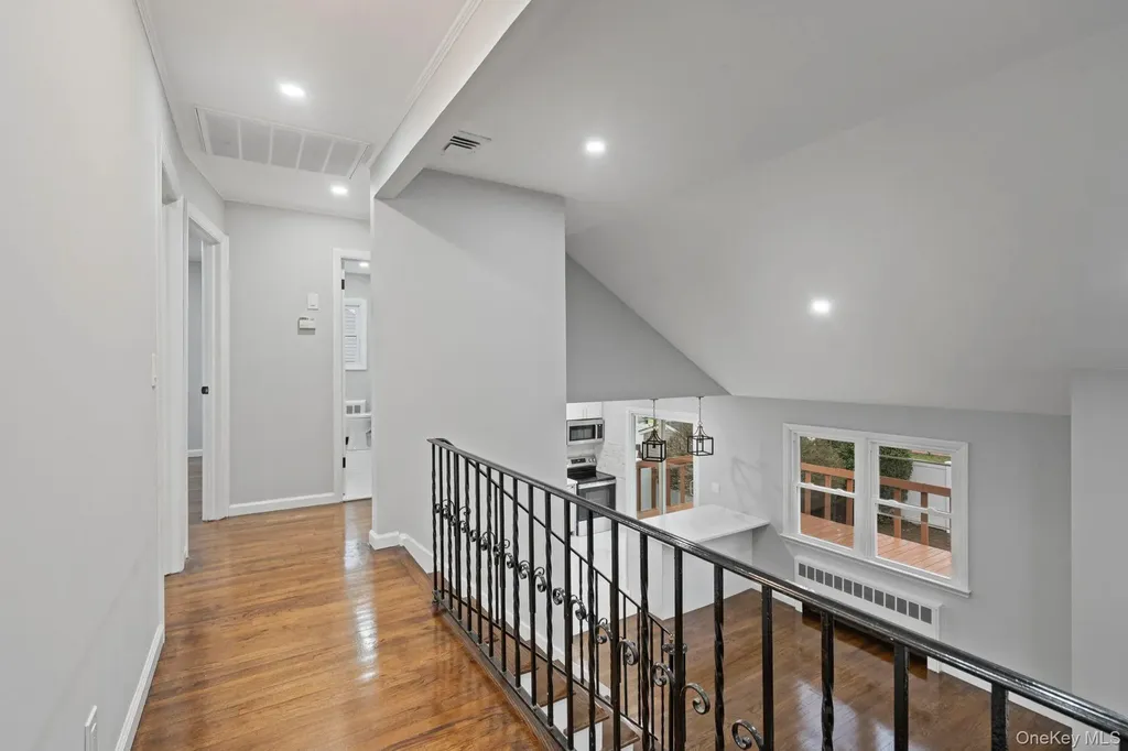 2386 Hampton Avenue Seaford NY 11783
