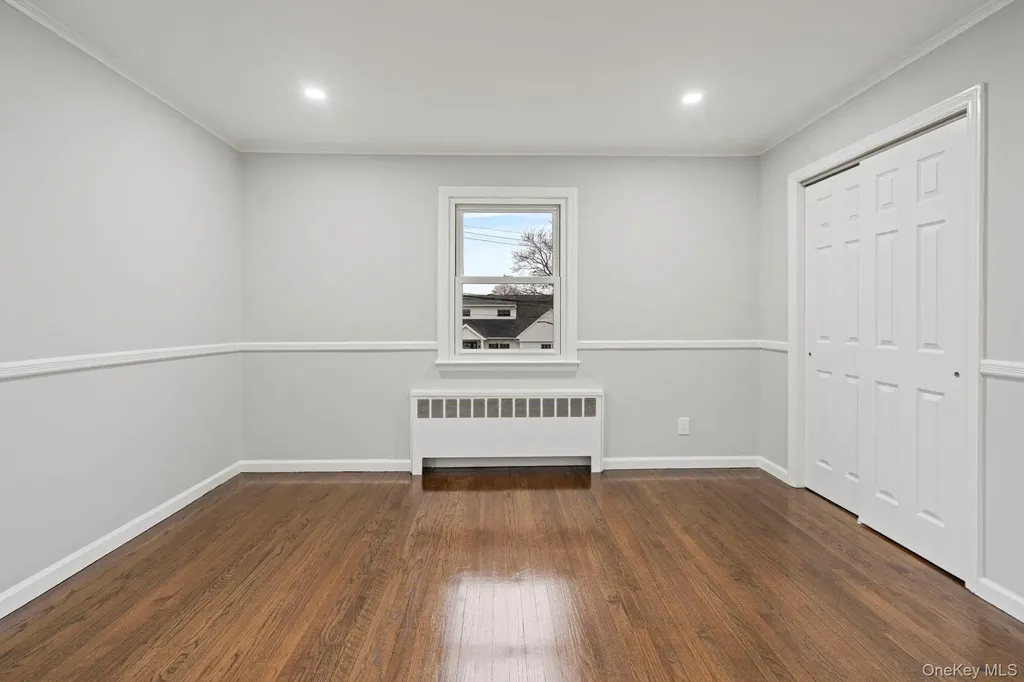 2386 Hampton Avenue Seaford NY 11783