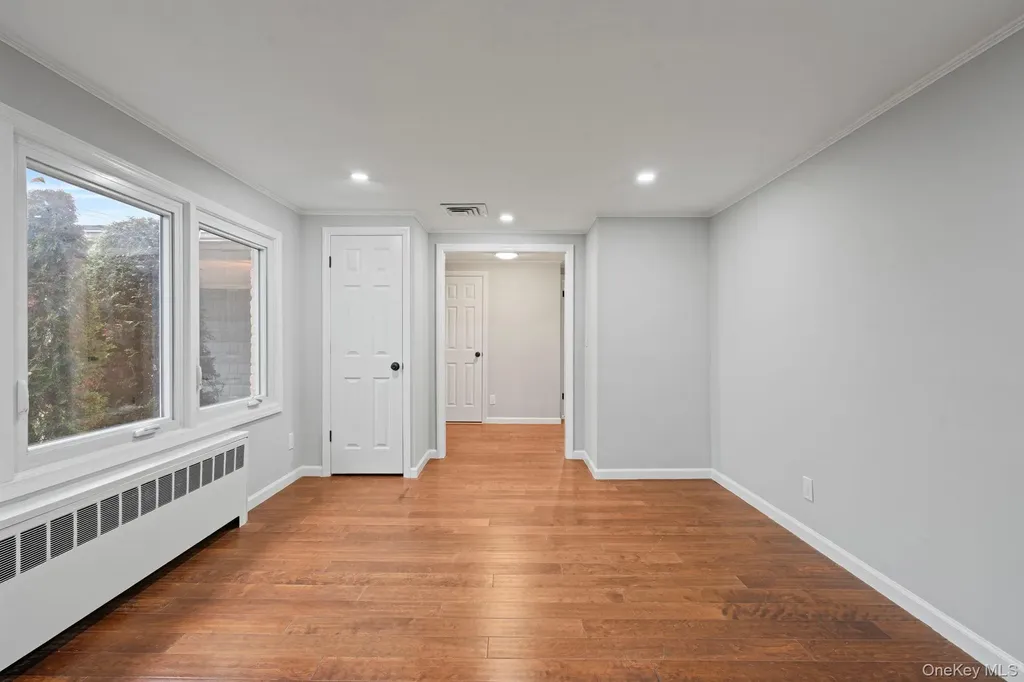 2386 Hampton Avenue Seaford NY 11783