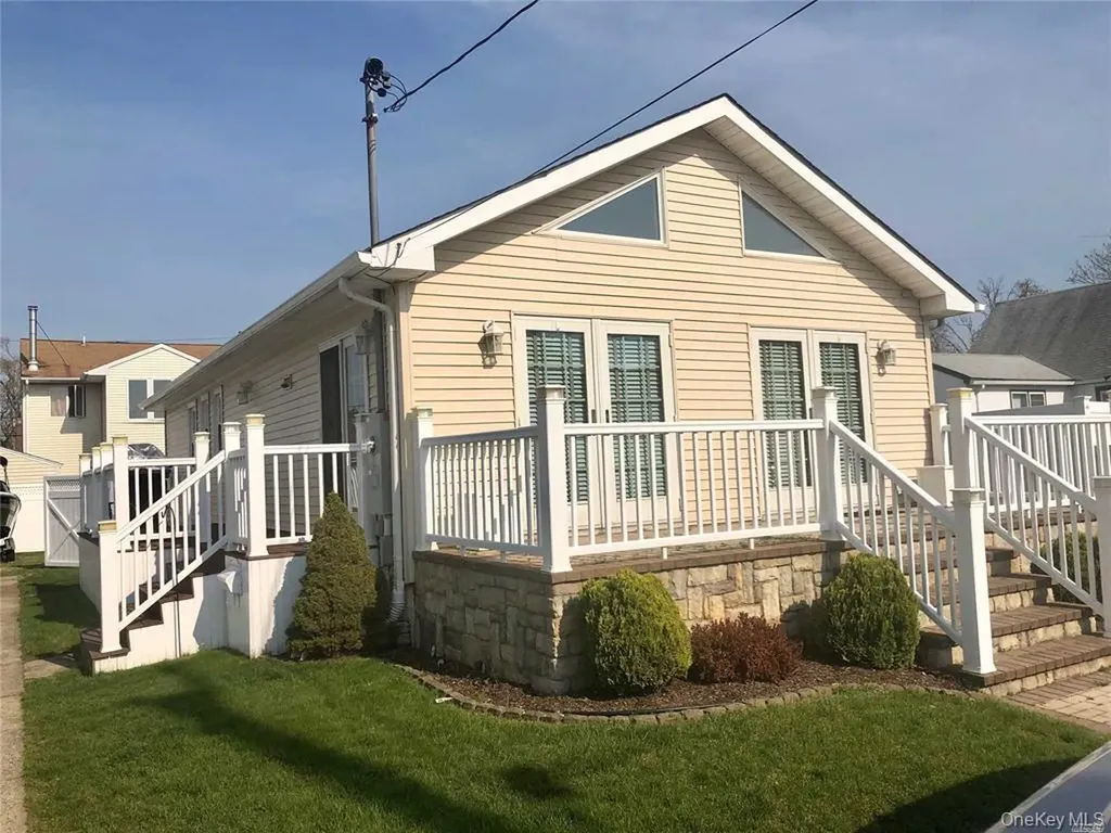 188 Daytona Street Atlantic Beach NY 11509