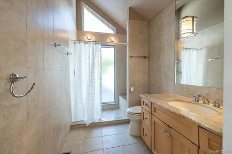 33 Bath Street Lido Beach NY 11561