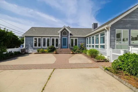 33 Bath Street Lido Beach NY 11561