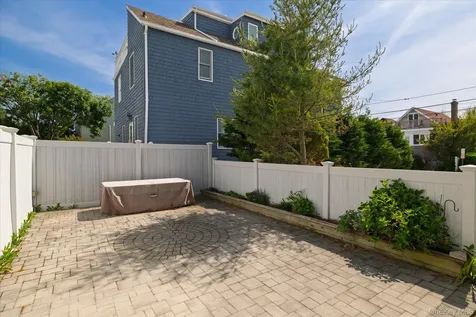 33 Bath Street Lido Beach NY 11561