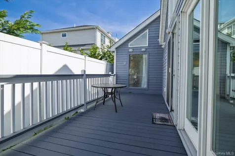 33 Bath Street Lido Beach NY 11561
