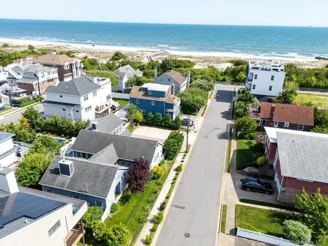 33 Bath Street Lido Beach NY 11561