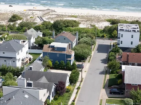 33 Bath Street Lido Beach NY 11561