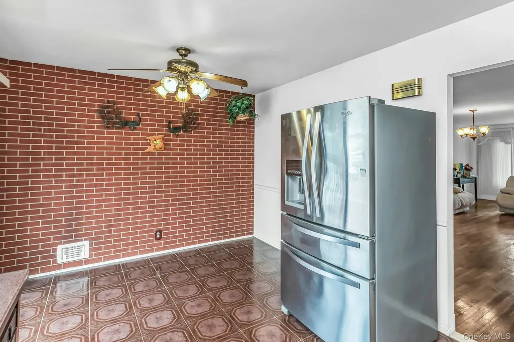10825 Avenue N Brooklyn NY 11236