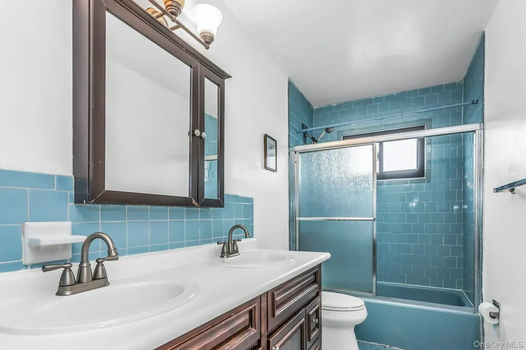10825 Avenue N Brooklyn NY 11236