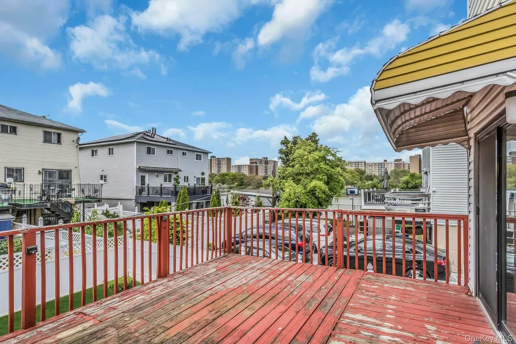 10825 Avenue N Brooklyn NY 11236