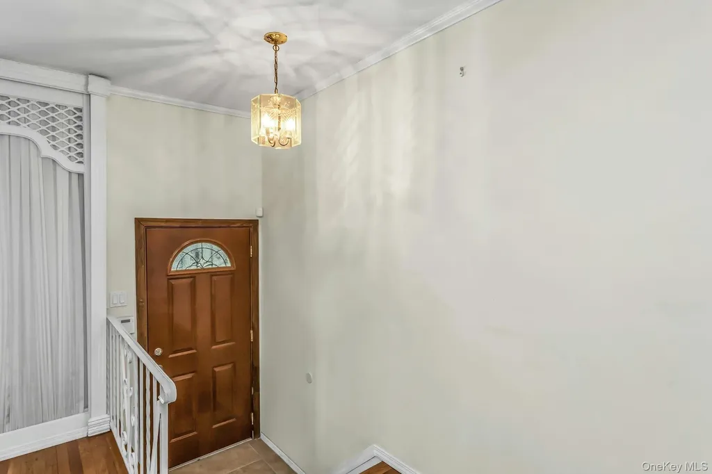 10825 Avenue N Brooklyn NY 11236