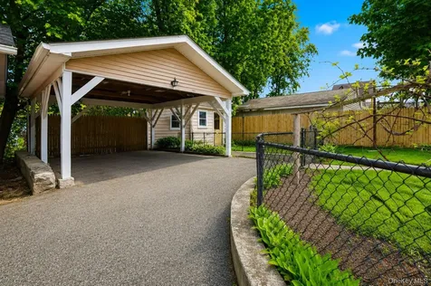 653 Highland Avenue Peekskill NY 10566
