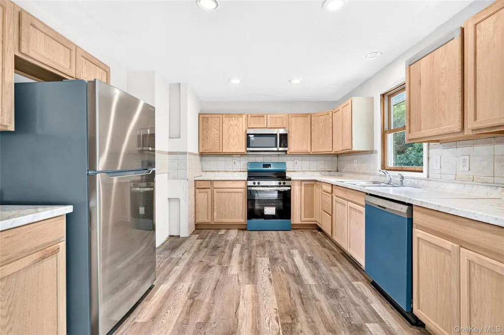 23 Marcy Lane Middletown NY 10941