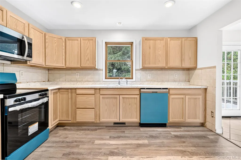 23 Marcy Lane Middletown NY 10941