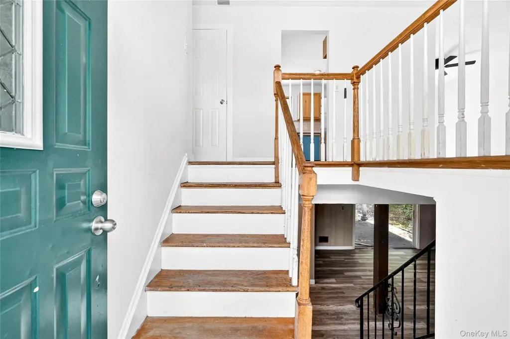 23 Marcy Lane Middletown NY 10941