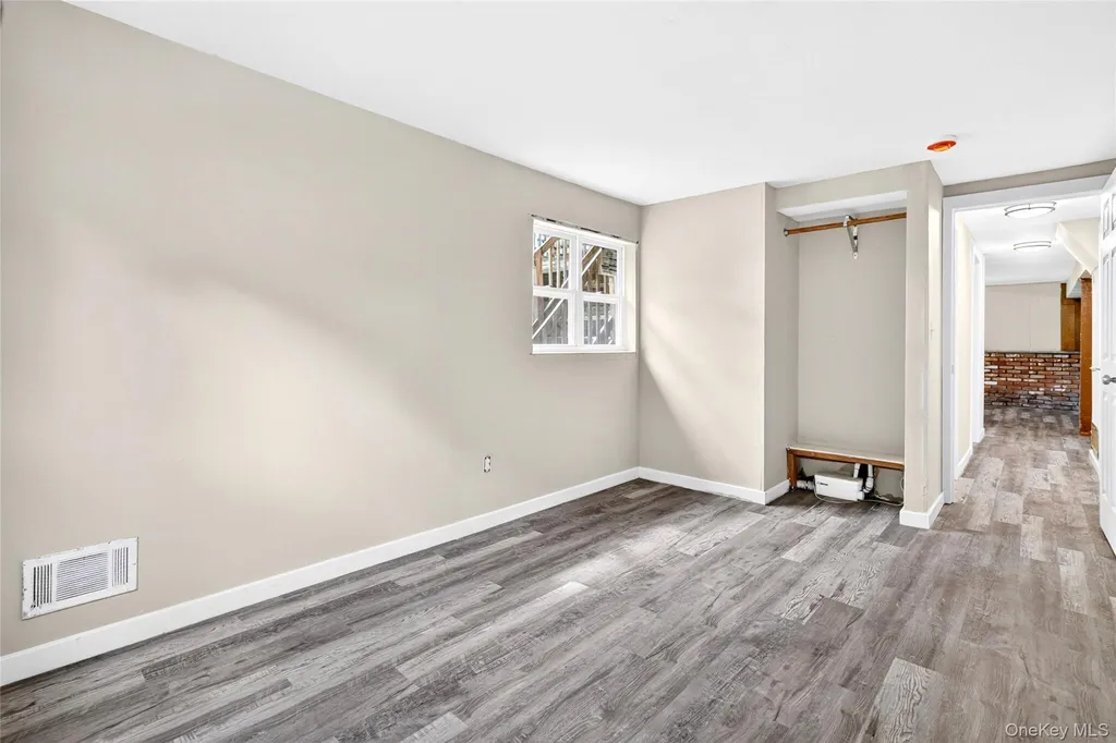 23 Marcy Lane Middletown NY 10941