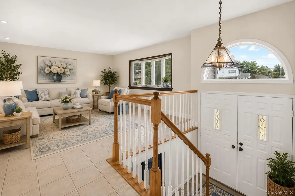 23 Marcy Lane Middletown NY 10941