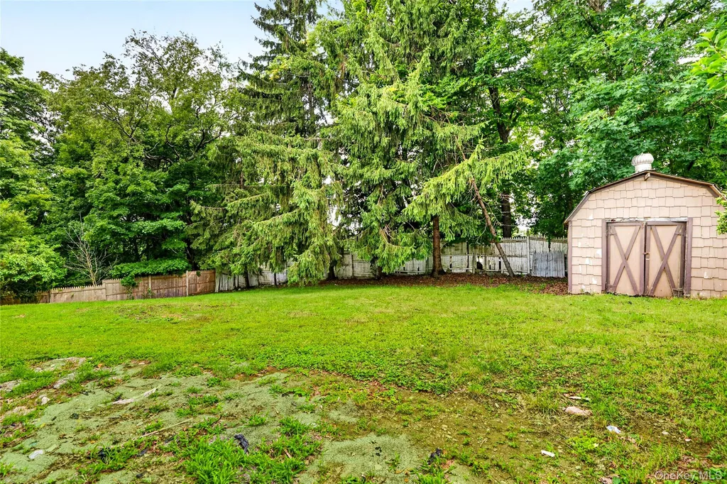 23 Marcy Lane Middletown NY 10941