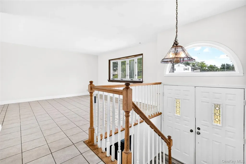 23 Marcy Lane Middletown NY 10941