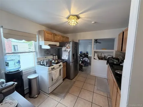 166 Stanton Boulevard Uniondale NY 11553