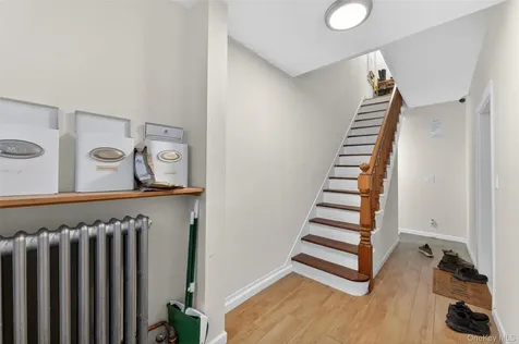 86 Smart Yonkers NY 10704