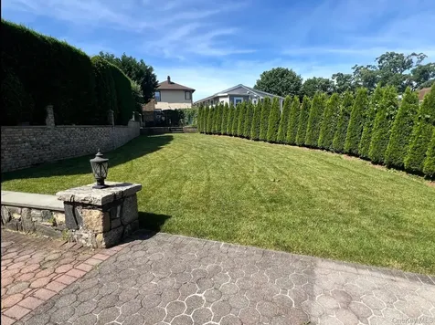46 Glen Road Eastchester NY 10709