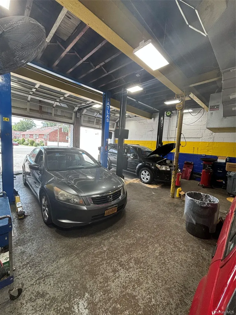 1599 Grand Avenue North Baldwin NY 11510