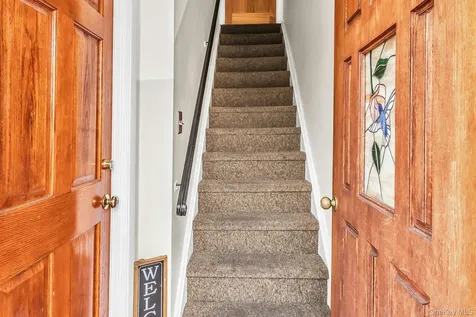 22 Beach Avenue Copiague NY 11726