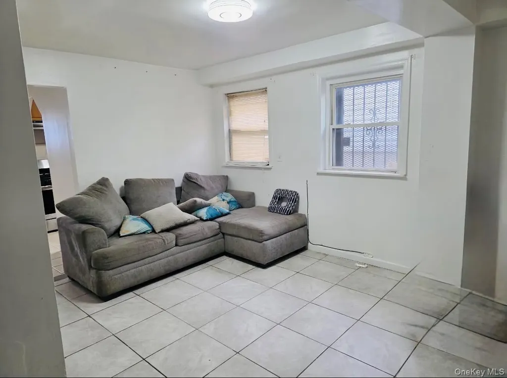 1729 Barnes Avenue Bronx NY 10462