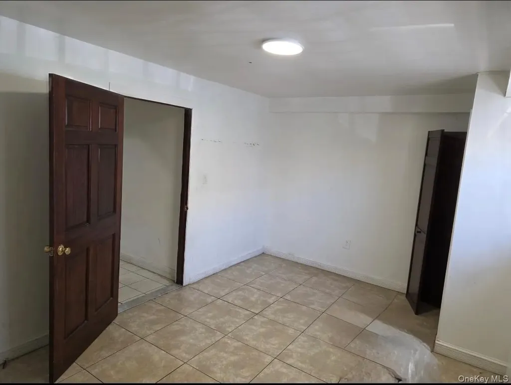 1729 Barnes Avenue Bronx NY 10462