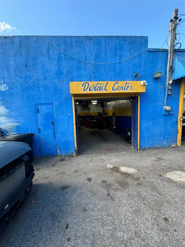 1599 Grand Avenue North Baldwin NY 11510
