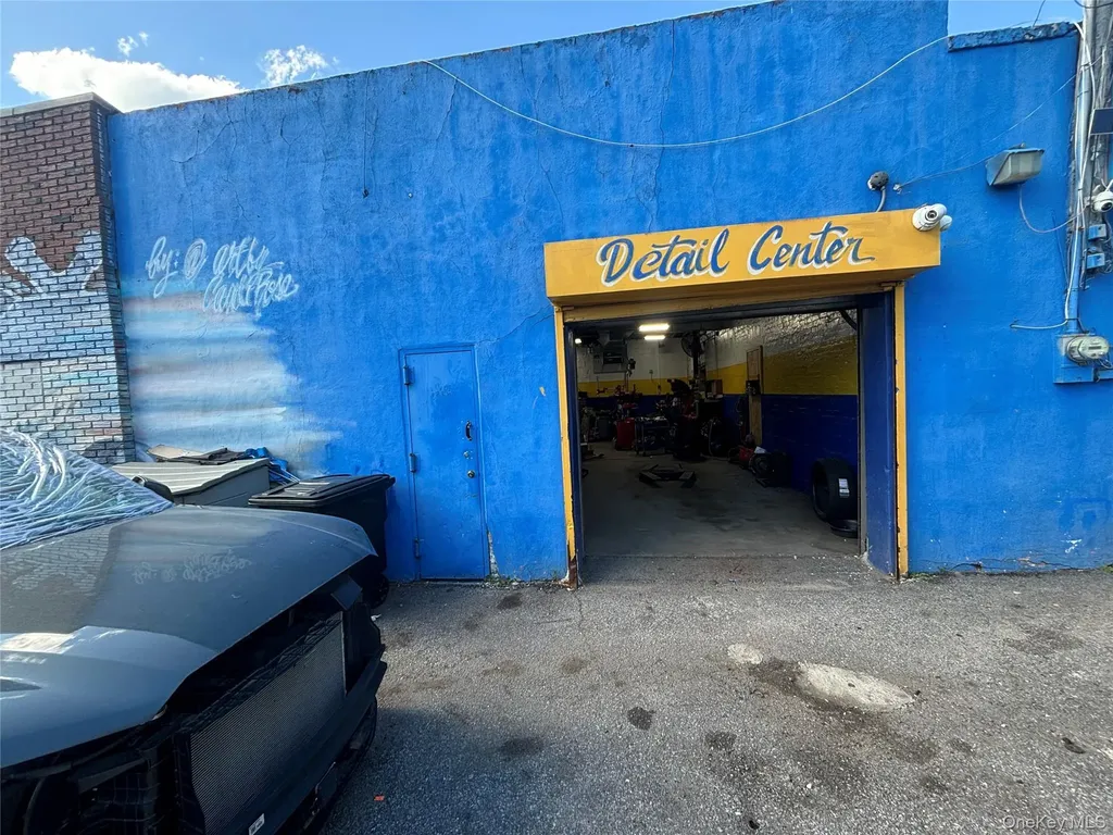 1599 Grand Avenue North Baldwin NY 11510