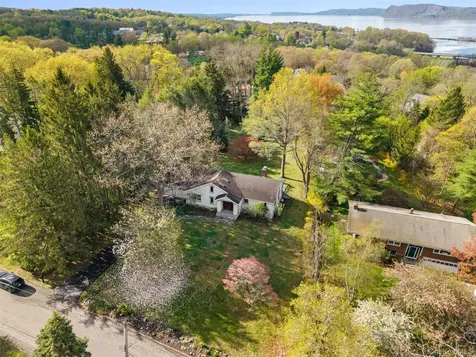 8 Riverview Farm Road Ossining NY 10562