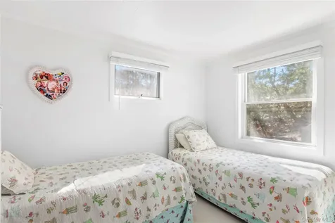 627 Dune Road Westhampton NY 11977