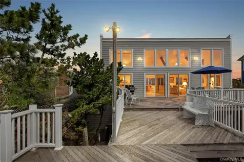 627 Dune Road Westhampton NY 11977