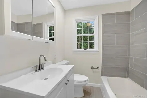 10 North Lane Chappaqua NY 10514